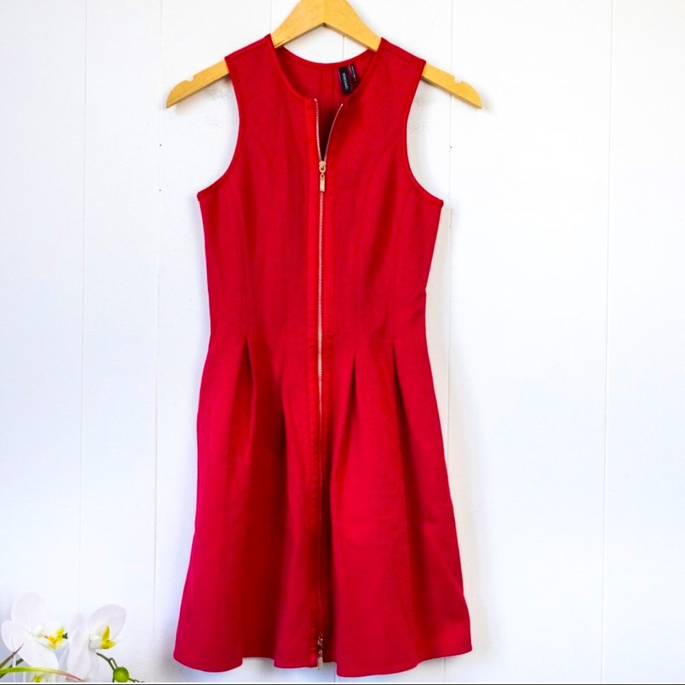 ❤️ NWT Marciano Matte Red Zip Dress ❤️
